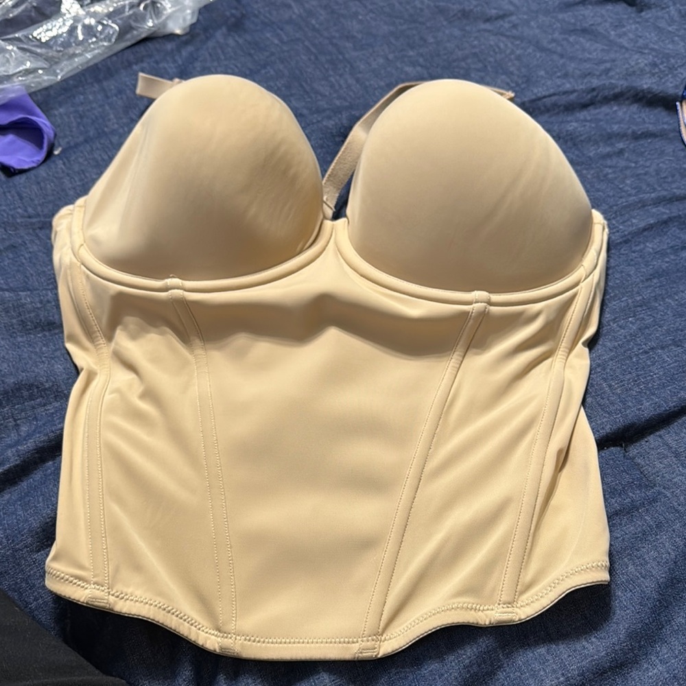 Elegant Cream Bustier Corset